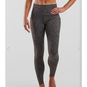 Prana Chakara Pocket Leggings Grey Black Print Size M